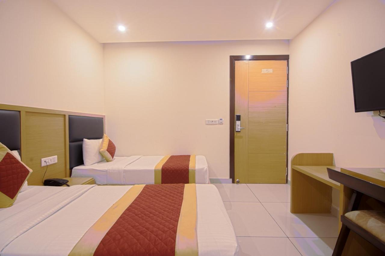 Hotel Del Inn By F9 Hotels - Near Igi Airport 新德里 外观 照片