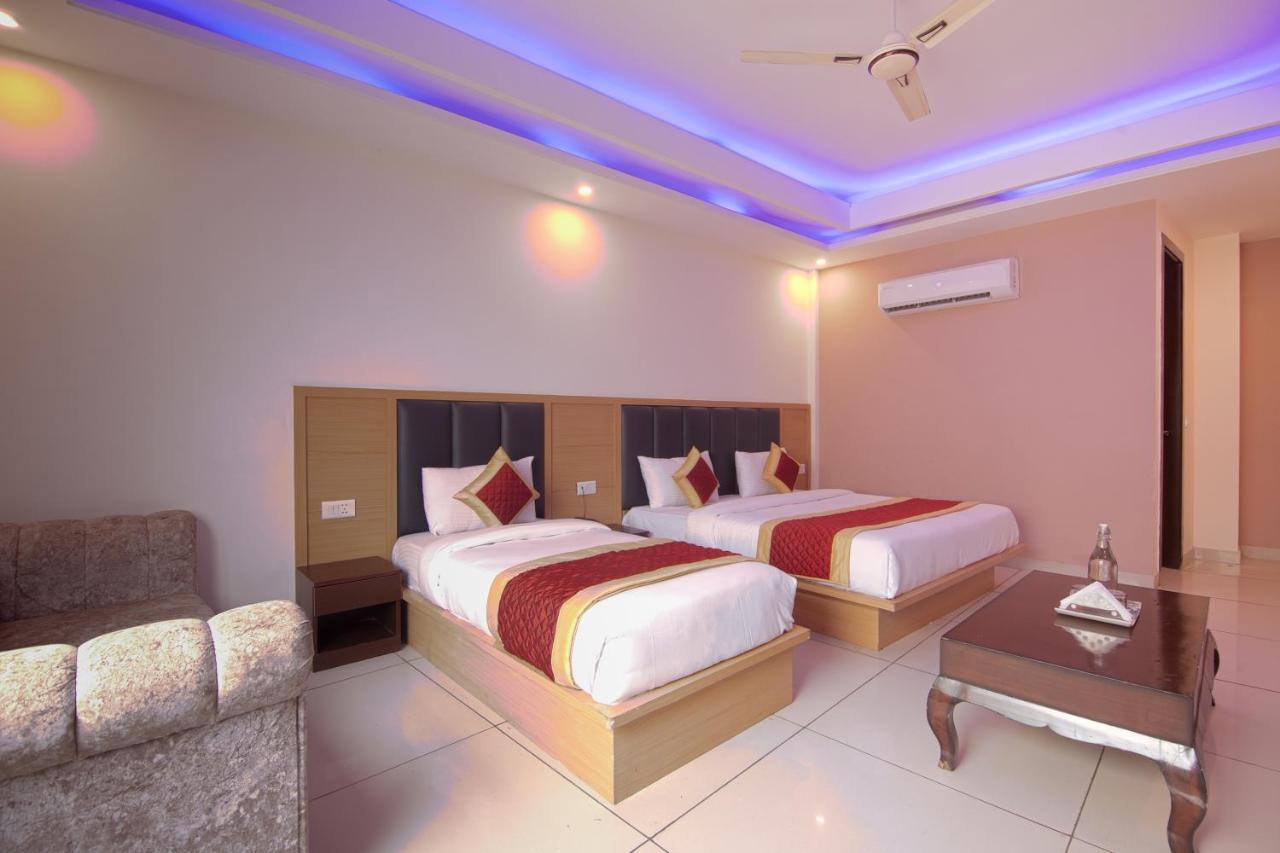 Hotel Del Inn By F9 Hotels - Near Igi Airport 新德里 外观 照片