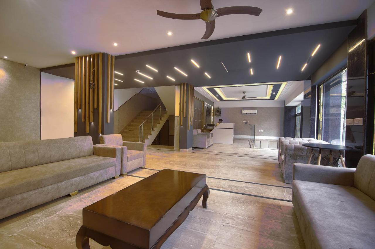 Hotel Del Inn By F9 Hotels - Near Igi Airport 新德里 外观 照片